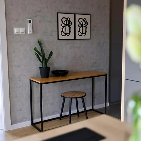 Capital Towers Grand Apartment *