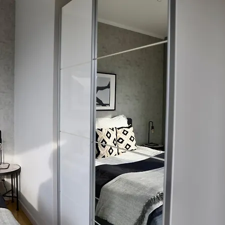 Capital Towers Grand Апартаменти *