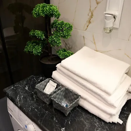 Capital Towers Grand Апартаменти Ряшів