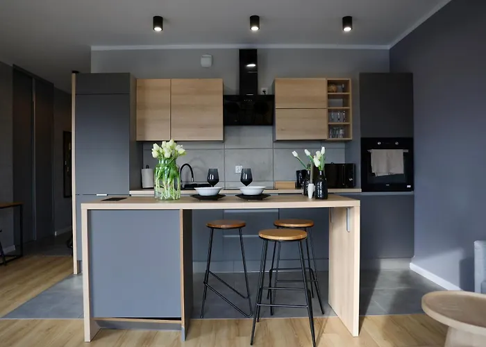 Capital Towers Grand *