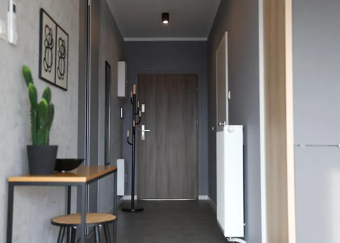 Capital Towers Grand Apartment *